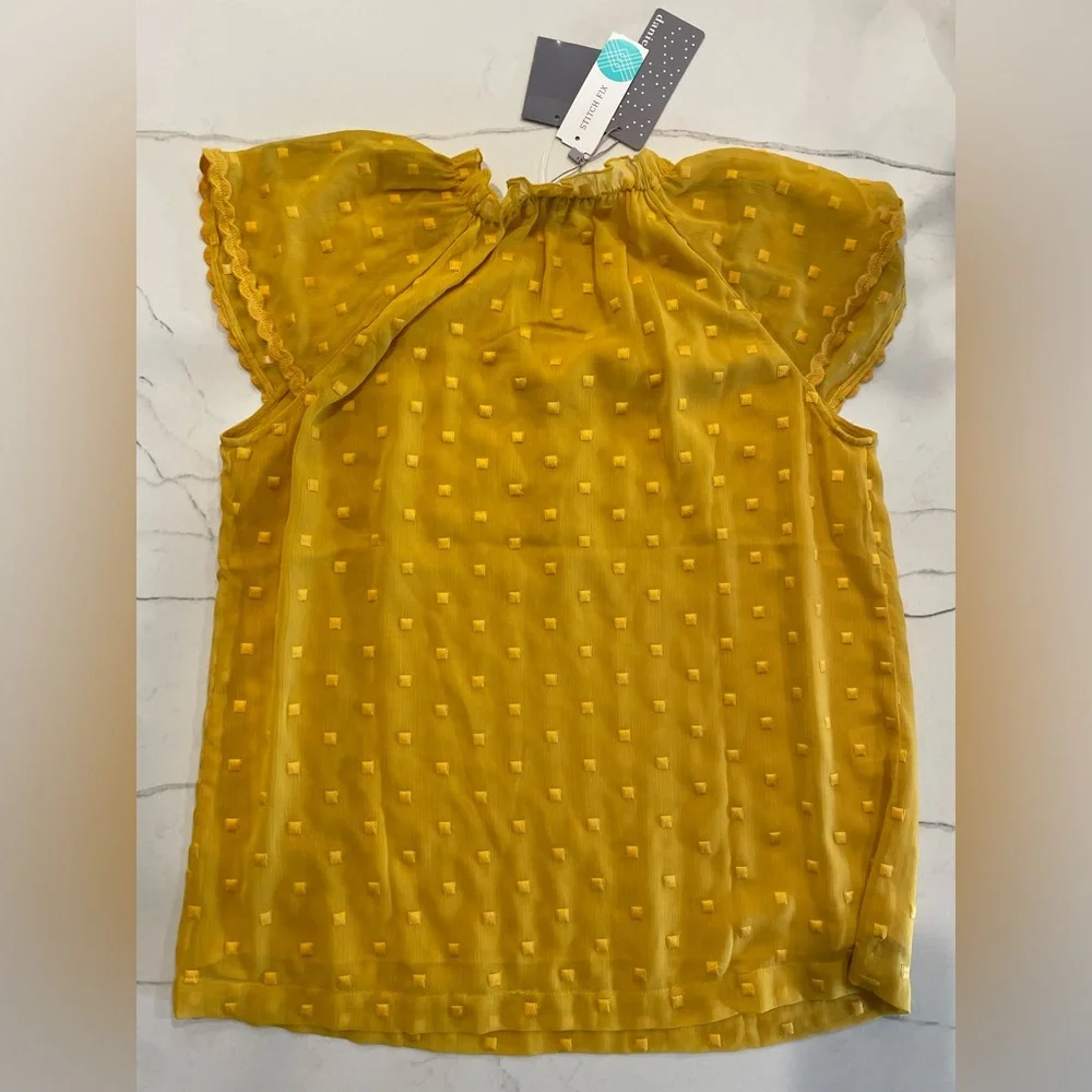 Danielrainn Yellow Blouse, Size M, NWT - Picture 2 of 2